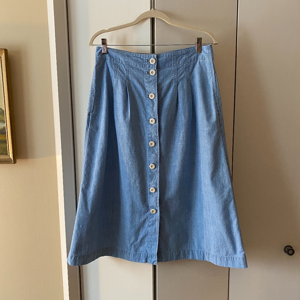 Chambray Patio Button-Front Midi Skirt